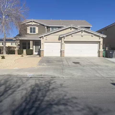 1643 E Ave J 4, Lancaster, CA 93535 photo 1