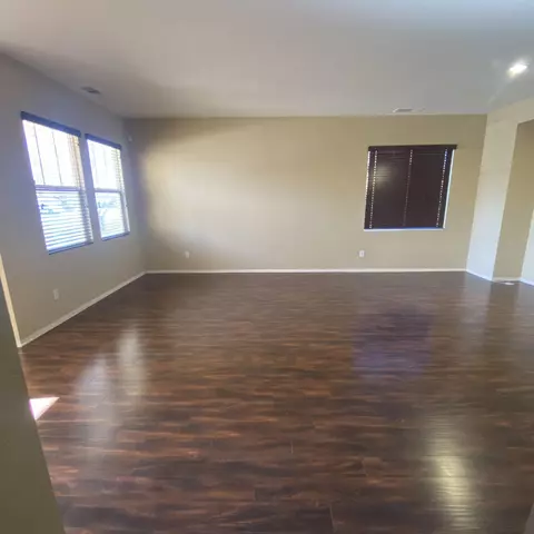 1643 E Ave J 4, Lancaster, CA 93535 photo 5