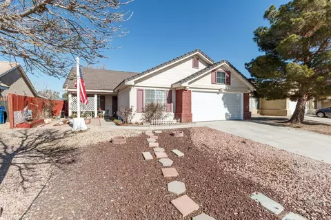 2135 Bend Ave, Lancaster, CA 93535 photo 1