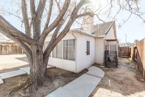 2135 Bend Ave, Lancaster, CA 93535 photo 34