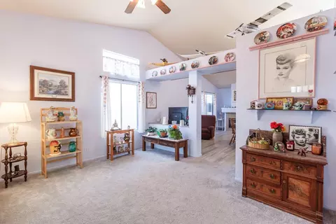 2135 Bend Ave, Lancaster, CA 93535 photo 5