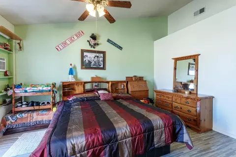 2135 Bend Ave, Lancaster, CA 93535 photo 22