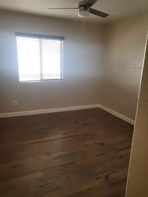 45431 Spahn Ln, Lancaster, CA 93535 photo 9