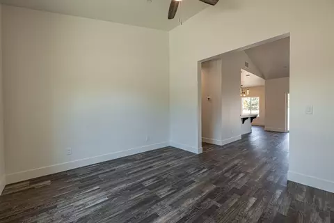 20016 Sears Dr, Tehachapi, CA 93561 photo 17