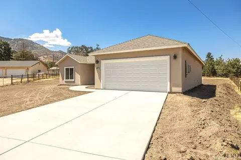 20016 Sears Dr, Tehachapi, CA 93561 photo 1