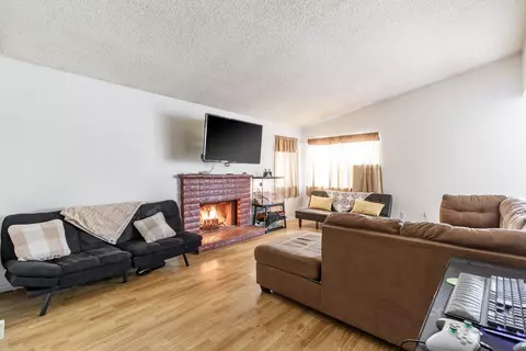 37010 Jenna Ln, Palmdale, CA 93550 photo 6