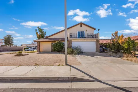 1746 Louise Ave, Lancaster, CA 93534