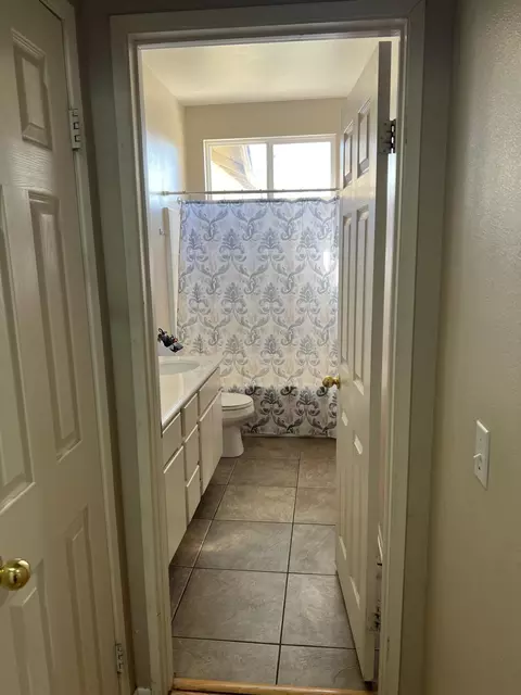1621 Sutherland St, Lancaster, CA 93534 photo 6