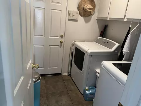 1621 Sutherland St, Lancaster, CA 93534 photo 8