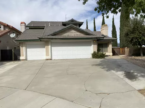 3143 Golfwood Ct, Lancaster, CA 93536 photo 1