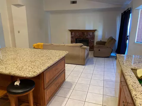 3143 Golfwood Ct, Lancaster, CA 93536 photo 4