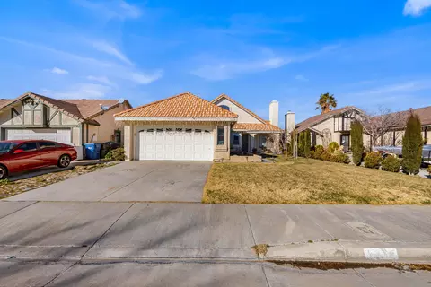 5231 Sunburst Dr, Palmdale, CA 93552 photo 1