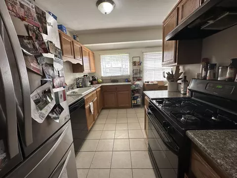 1346 Ivyton St W, Lancaster, CA 93534 photo 7