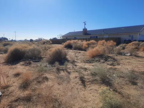 Hugo Way, California City, CA 93505