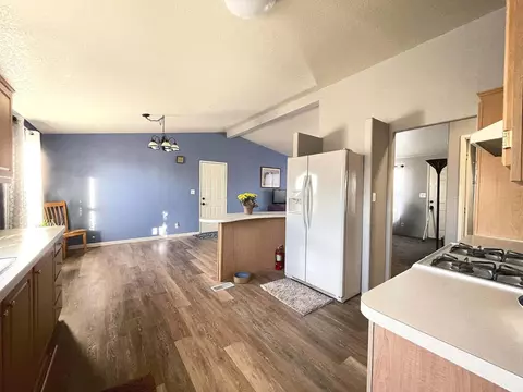 2285 Backus Rd, Mojave, CA 93501 photo 8