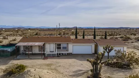 2285 Backus Rd, Mojave, CA 93501 photo 1