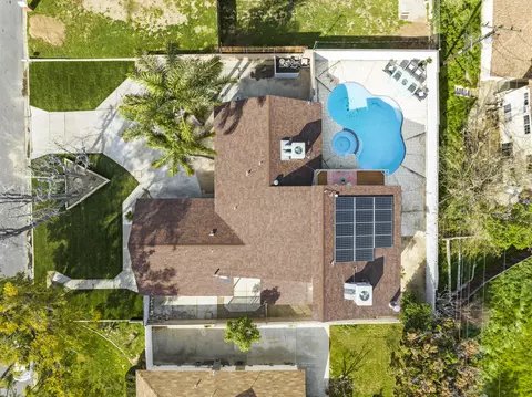 2660 Maryknoll Dr, Colton, CA 92324 photo 8
