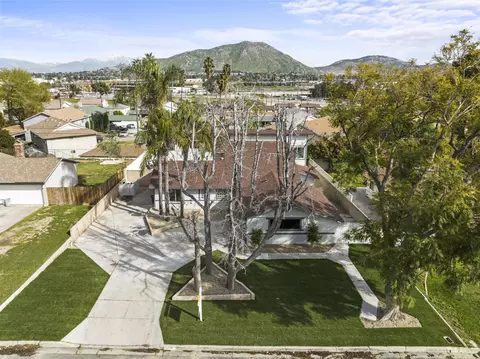 2660 Maryknoll Dr, Colton, CA 92324 photo 6