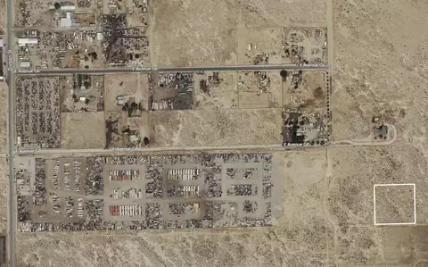 6 Th St East At G6, Lancaster, CA 93535