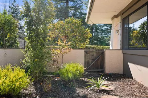 22325 Rancho Deep Cliff Dr, Cupertino, CA 95014 photo 55