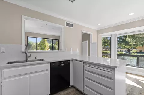 22325 Rancho Deep Cliff Dr, Cupertino, CA 95014 photo 17