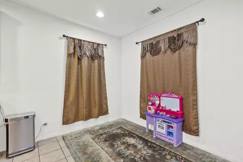 2054 Jenner St, Lancaster, CA 93535 photo 16