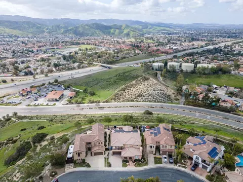 5711 Indian Pointe Dr, Simi Valley, CA 93063 photo 41