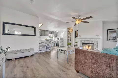2121 Avenue I E #98, Lancaster, CA 93535 photo 2