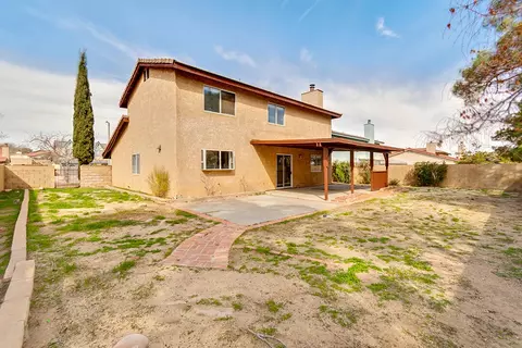 37040 Bordeaux St, Palmdale, CA 93550 photo 4