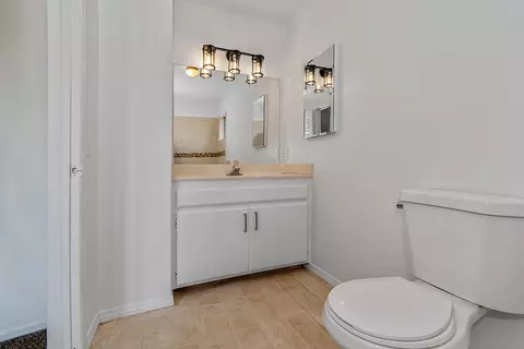 37040 Bordeaux St, Palmdale, CA 93550 photo 8