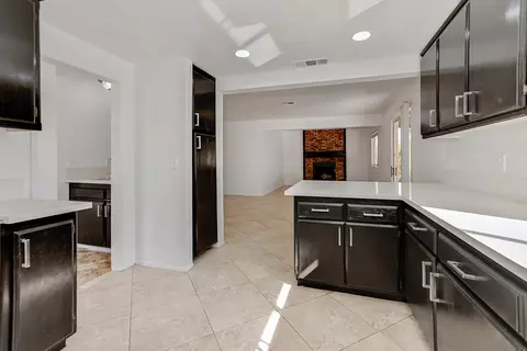 37040 Bordeaux St, Palmdale, CA 93550 photo 30