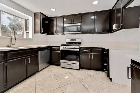 37040 Bordeaux St, Palmdale, CA 93550 photo 33