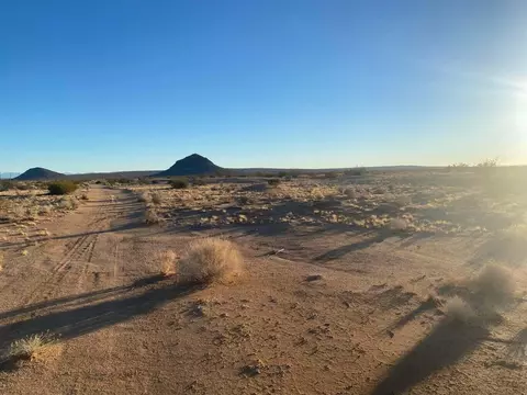 109 Th St, California City, CA 93505