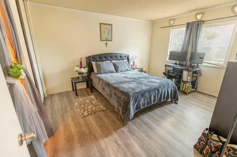 2053 Chatham Dr, Palmdale, CA 93550 photo 11
