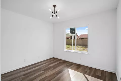 44621 Benald St, Lancaster, CA 93535 photo 19