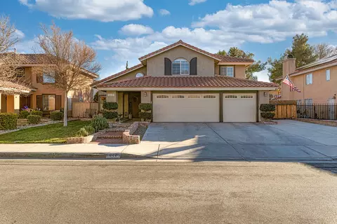 644 Esther Dr, Lancaster, CA 93535 photo 1