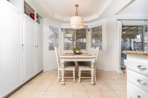 644 Esther Dr, Lancaster, CA 93535 photo 5