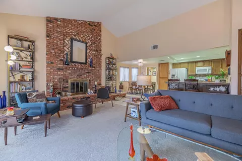 2822 Ash Glen Ave, Lancaster, CA 93536 photo 9