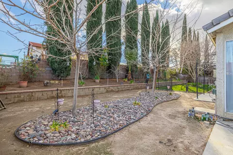 2822 Ash Glen Ave, Lancaster, CA 93536 photo 30