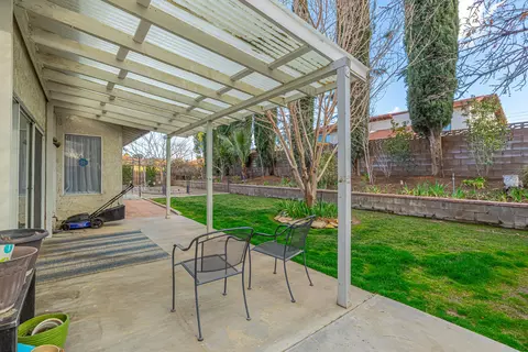 2822 Ash Glen Ave, Lancaster, CA 93536 photo 3
