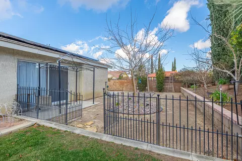 2822 Ash Glen Ave, Lancaster, CA 93536 photo 31