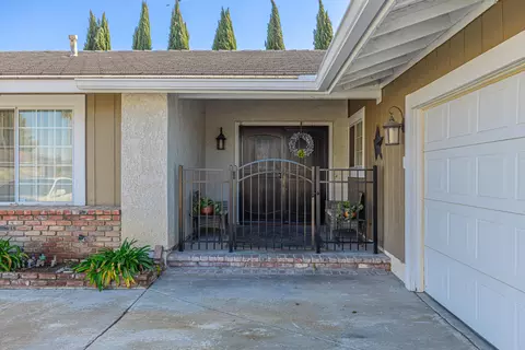 2822 Ash Glen Ave, Lancaster, CA 93536 photo 4