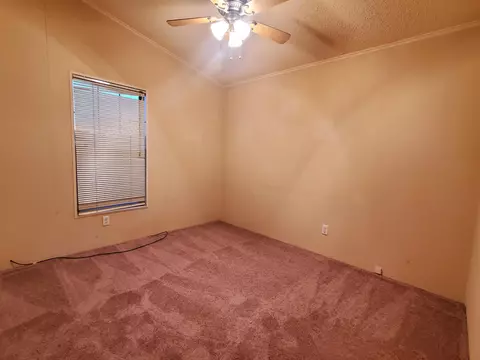 45111 25th St E #121, Lancaster, CA 93535 photo 11