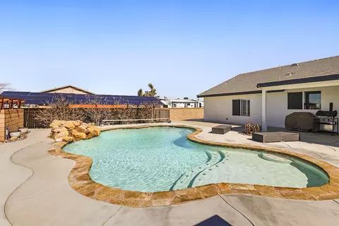42561 W 25th Street St, Lancaster, CA 93536 photo 37