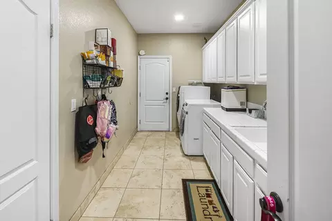 42561 W 25th Street St, Lancaster, CA 93536 photo 30