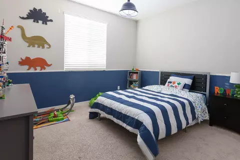 4251 W Ivyton St, Lancaster, CA 93536 photo 10