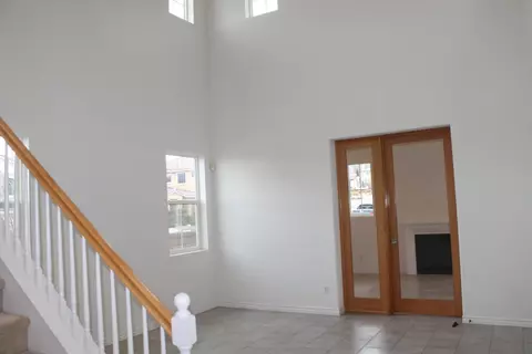 2801 Similax Ct, Palmdale, CA 93551 photo 3