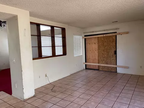 639 E Jackman St, Lancaster, CA 93535 photo 10