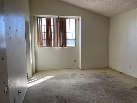 639 E Jackman St, Lancaster, CA 93535 photo 11
