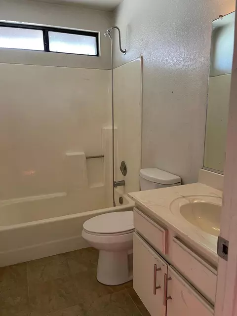 639 E Jackman St, Lancaster, CA 93535 photo 14